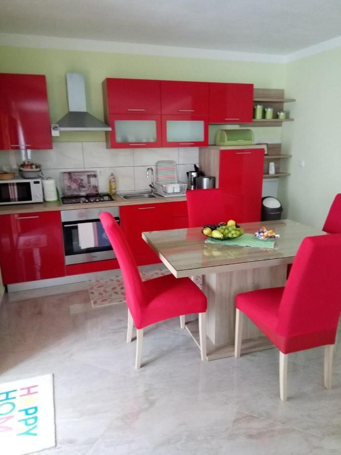 Apartman Karmen Gospić エクステリア 写真